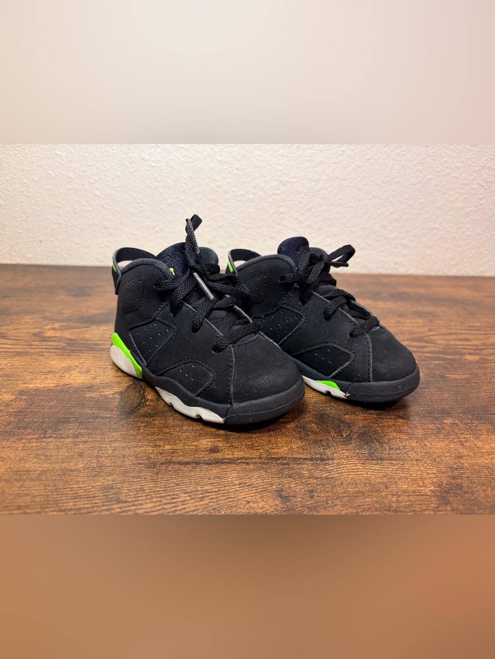 Air Jordan 6 Retro Electric Green 384667-003 Toddler Shoes Size 6C